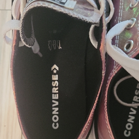 Girls' Converse Chuck Taylor All Star Iridescent Glitter Low Top Sneakers - Picture 3 of 5